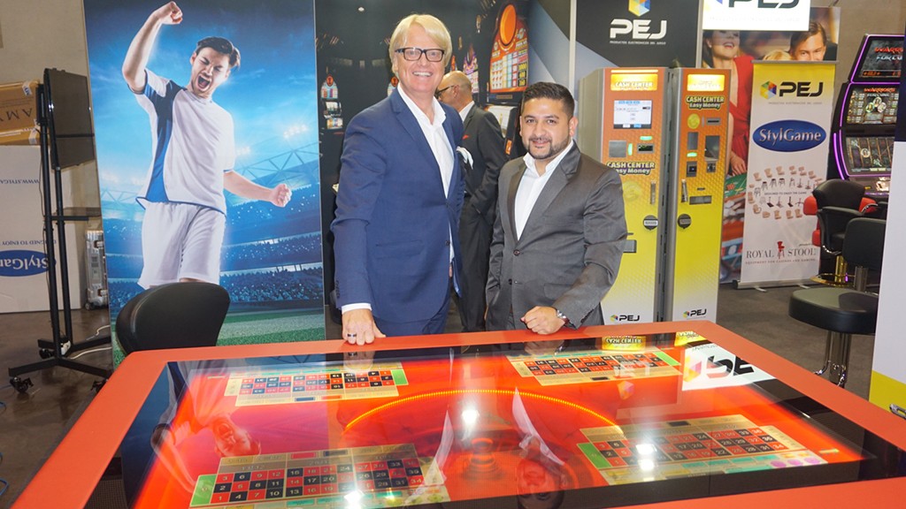 Tangiamo Touch Technology exhibió su Crystal Roulette en Expojoc