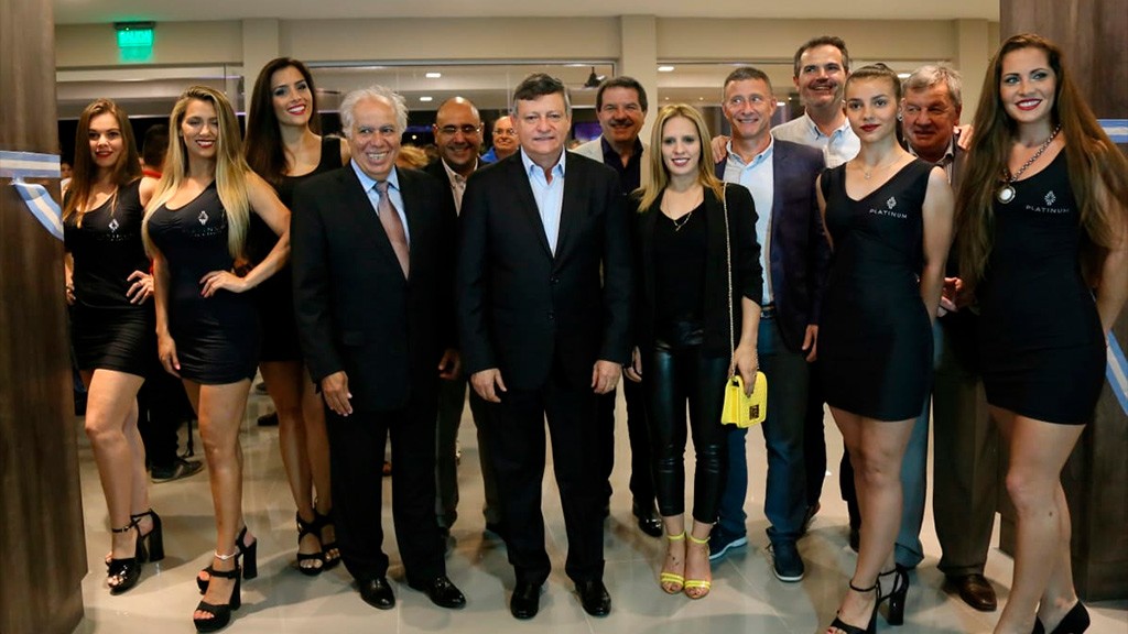 Inauguraron un Hotel Casino en Villa Ángela cuya inversión demandó $65 millones